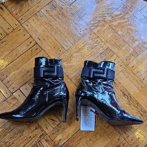 Versace Black Patent Leather Heeled Boots/Booties 8
